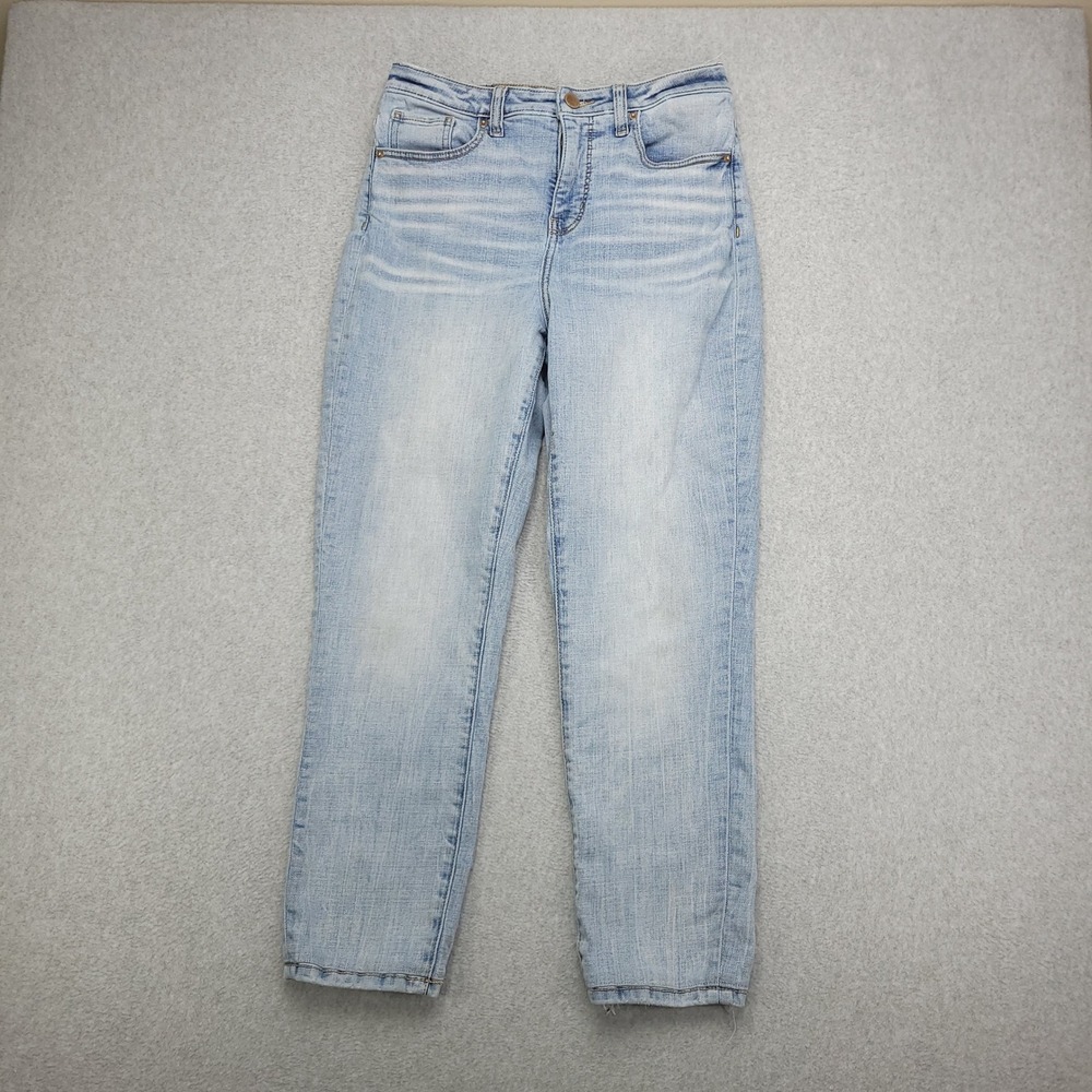 BKE Ellie High Rise‎ Mom Jeans Light Wash Distressed Denim Women's Size 27
